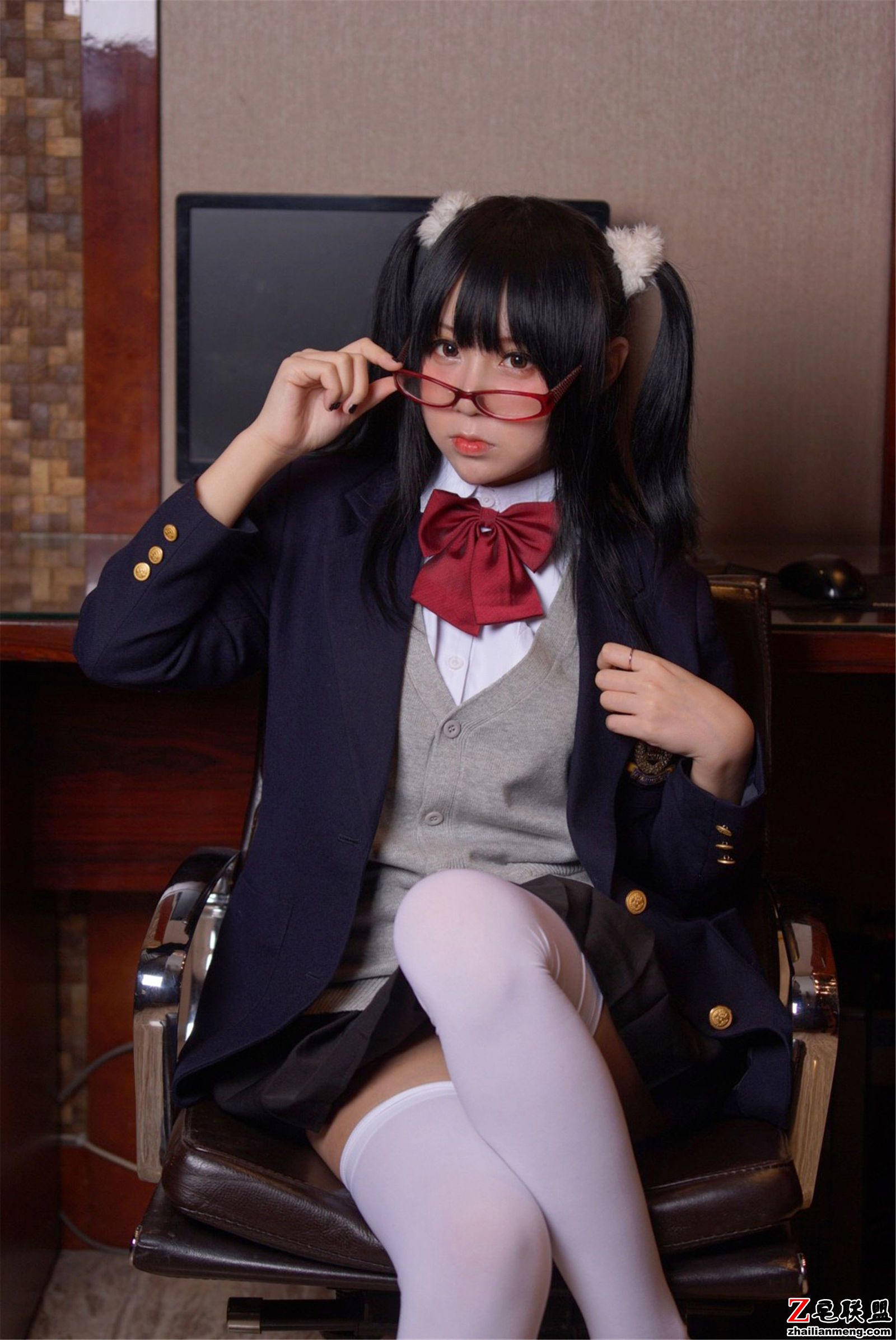 [COSER美女] 小姐姐白银&摇摇乐 - 姐妹丝诱 写真套图第9张