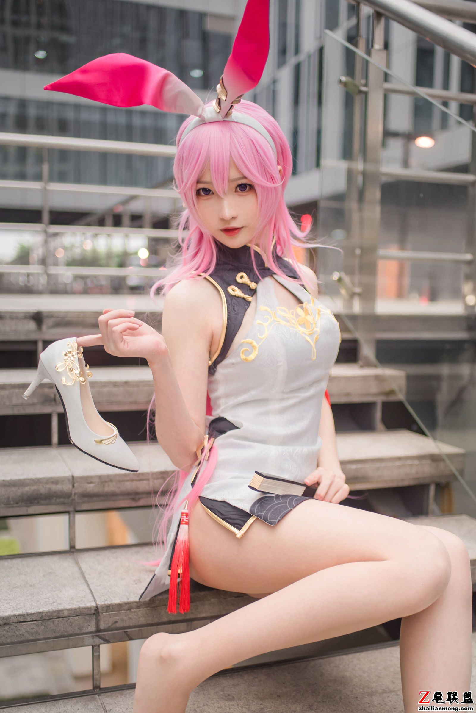 [COSER美女] 小姐姐南宫 - 粉红兔女郎 写真套图第9张