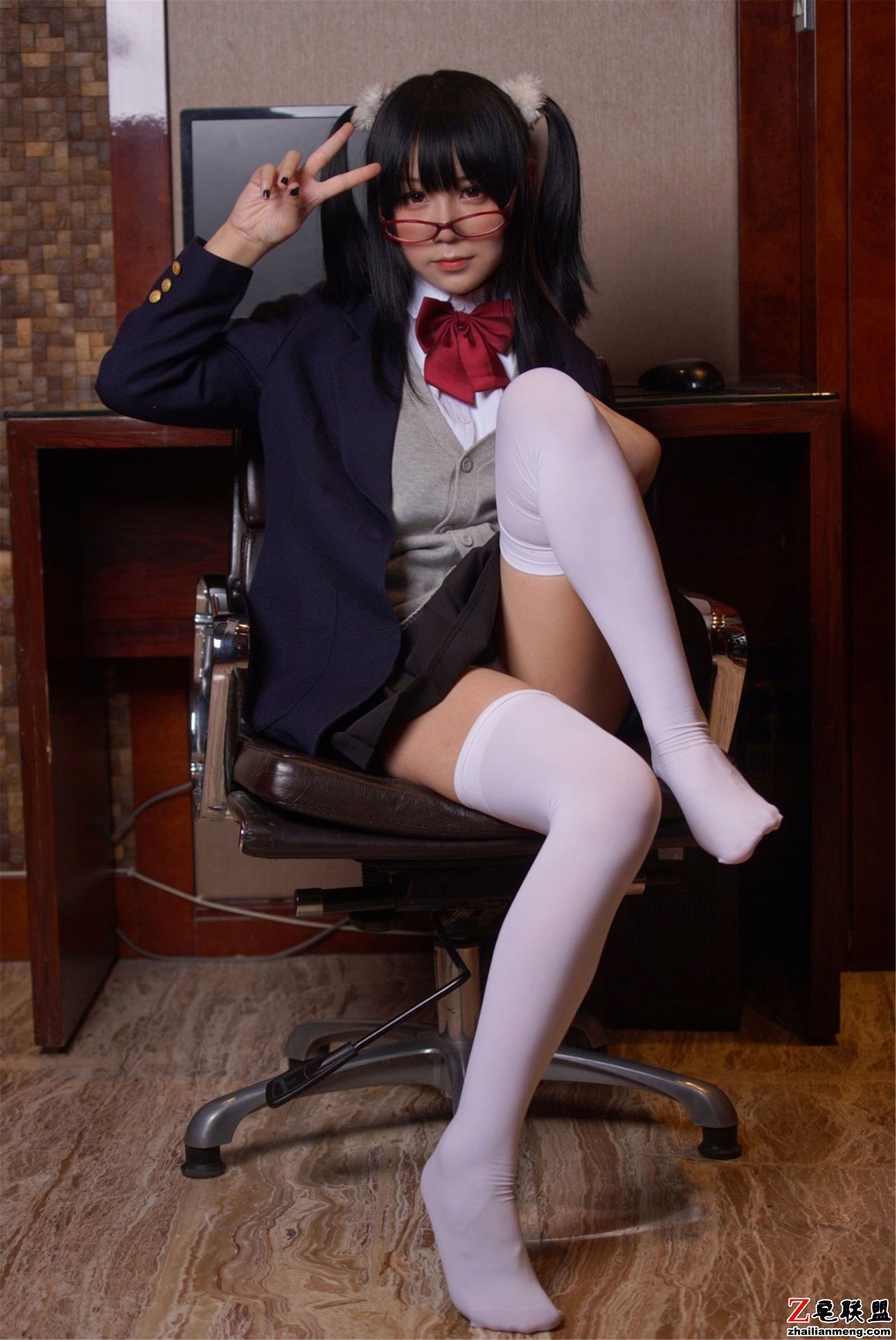 [COSER美女] 小姐姐白银&摇摇乐 - 姐妹丝诱 写真套图第12张