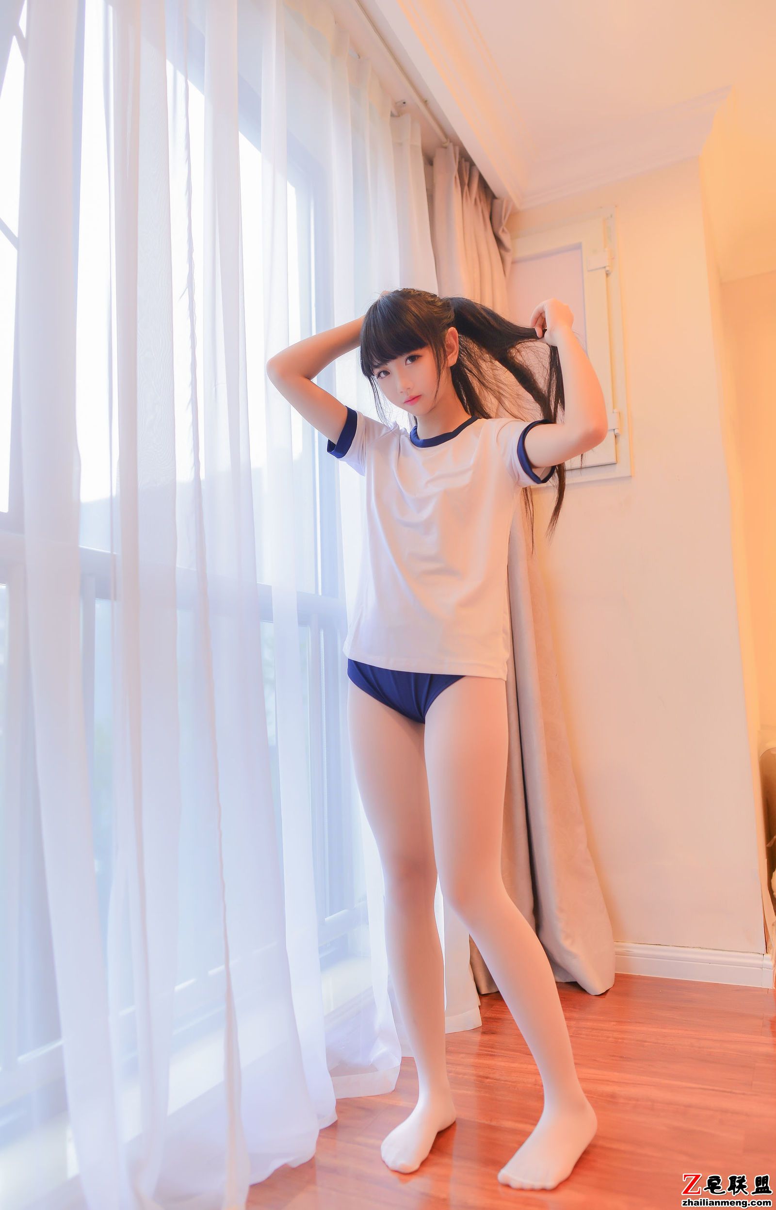 [COSER<a href=https://www.zhailm.com/e/tags/?tagname=%E7%BE%8E%E5%A5%B3 target=_blank class=infotextkey>美女</a>] 小姐姐雪琪 - 体操服 <a href=https://www.zhailm.com/e/tags/?tagname=%E5%86%99%E7%9C%9F target=_blank class=infotextkey>写真</a>套图第1张