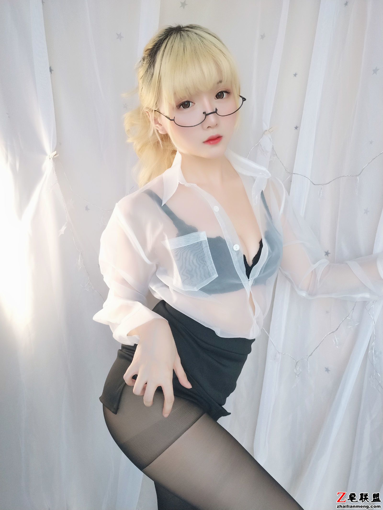 [COSER美女] 小姐姐星之迟迟 - 今晚加班包 写真套图第10张