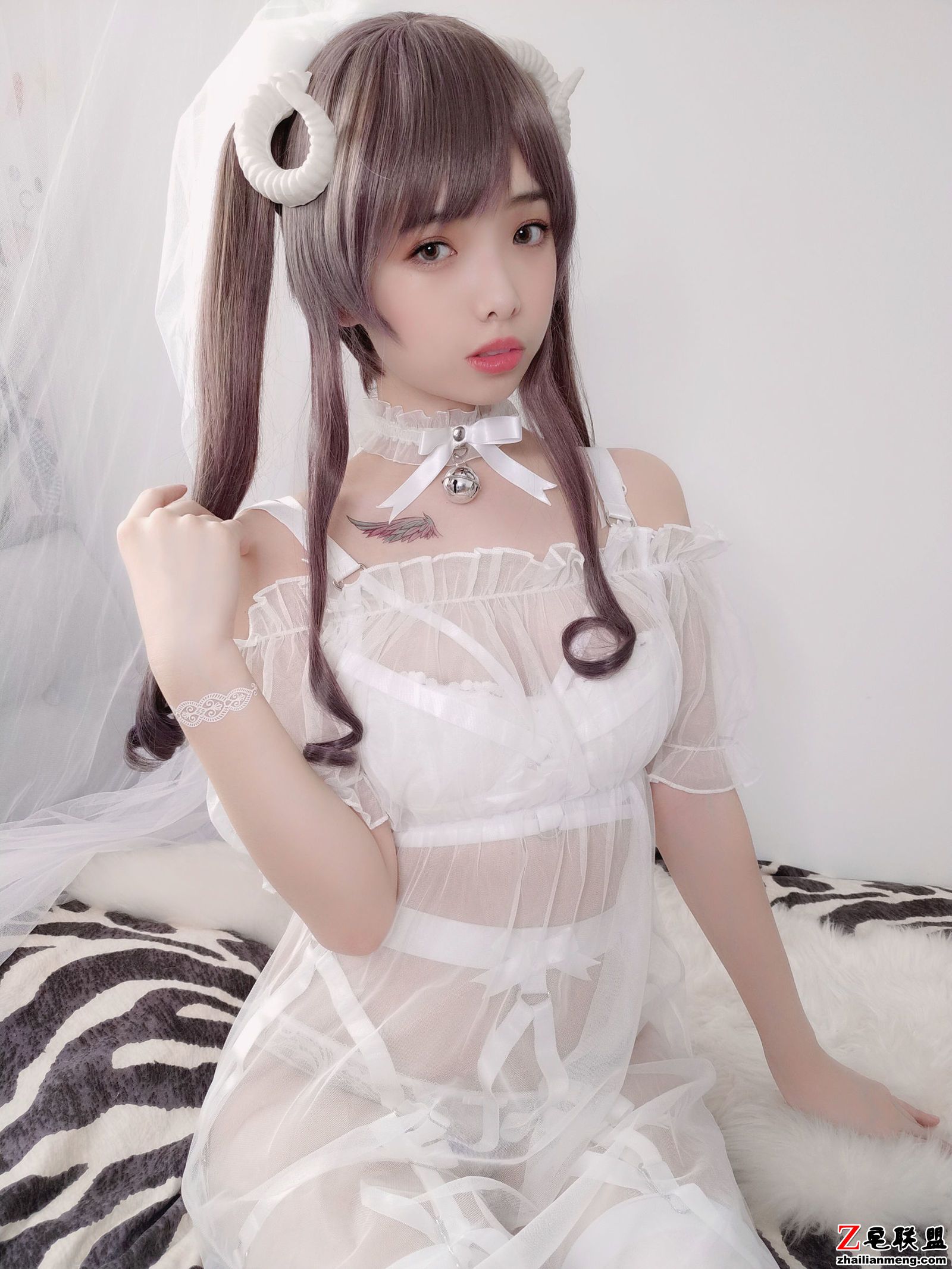 [CosPlay美女] 动漫博主雯妹 - 白色小绵羊 <a href=https://www.zhailm.com/e/tags/?tagname=%E5%86%99%E7%9C%9F%E5%A5%97%E5%9B%BE target=_blank class=infotextkey>写真套图</a>第2张
