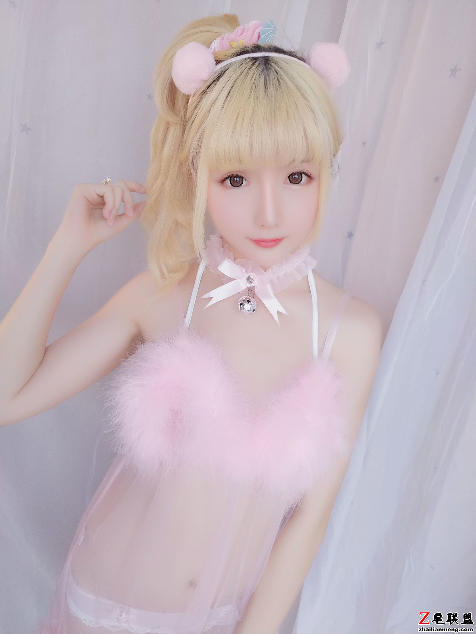 [COSER美女] 小姐姐星之迟迟 - 草莓睡衣包 写真套图第8张