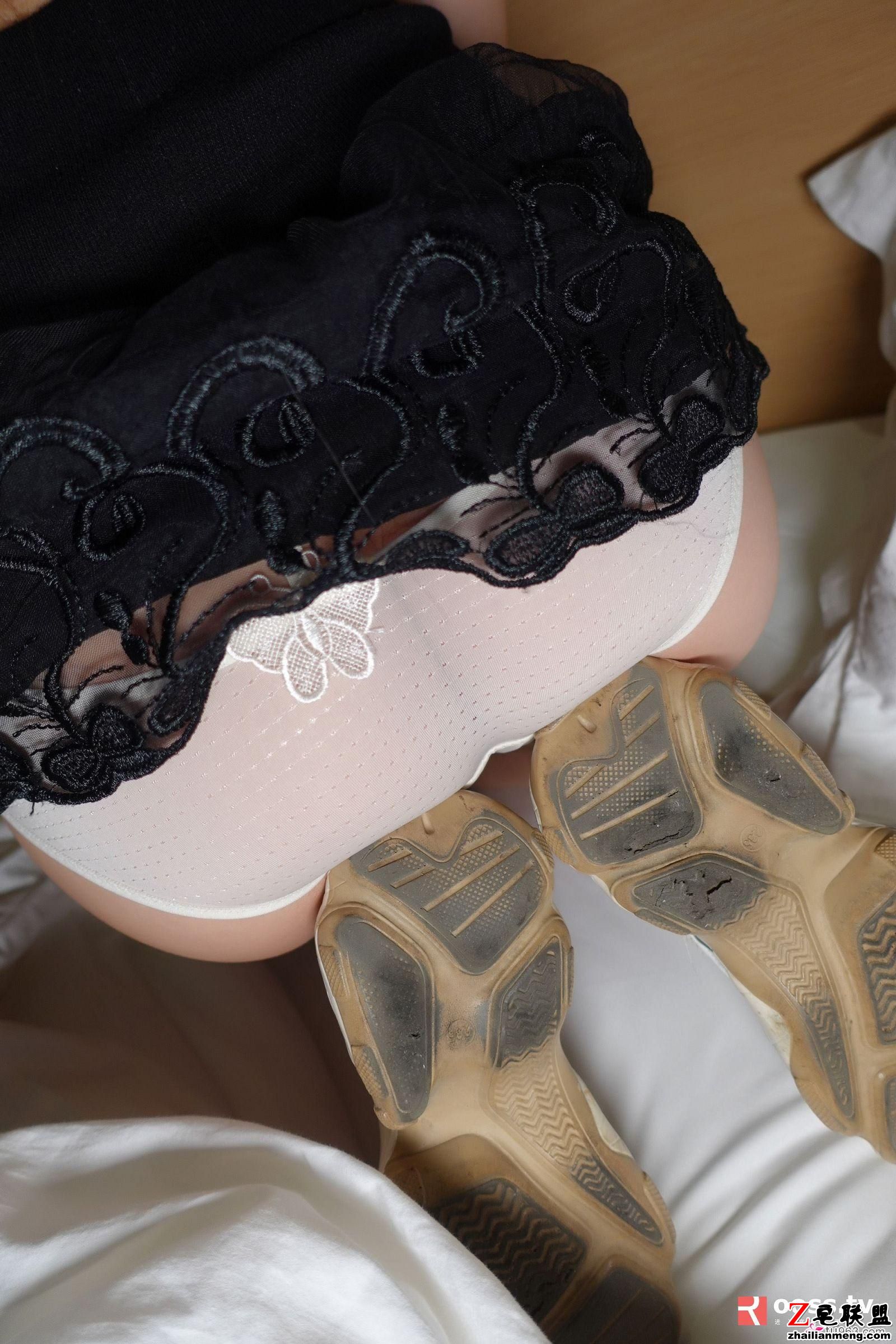 [ROSI美女图片]2019.12.07 NO.2924