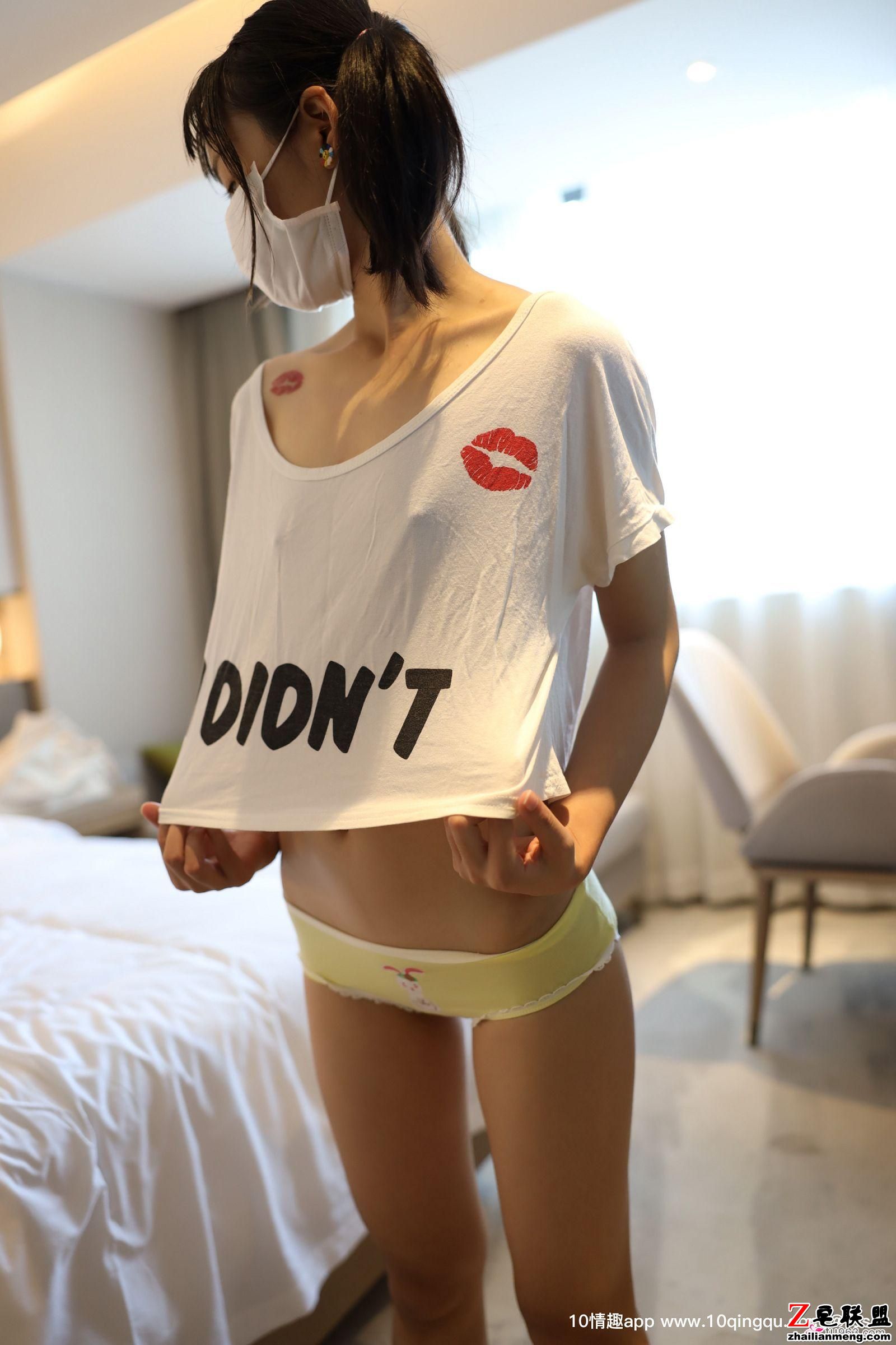 [ROSI美女图片]口罩系列 2019.12.04 NO.1270