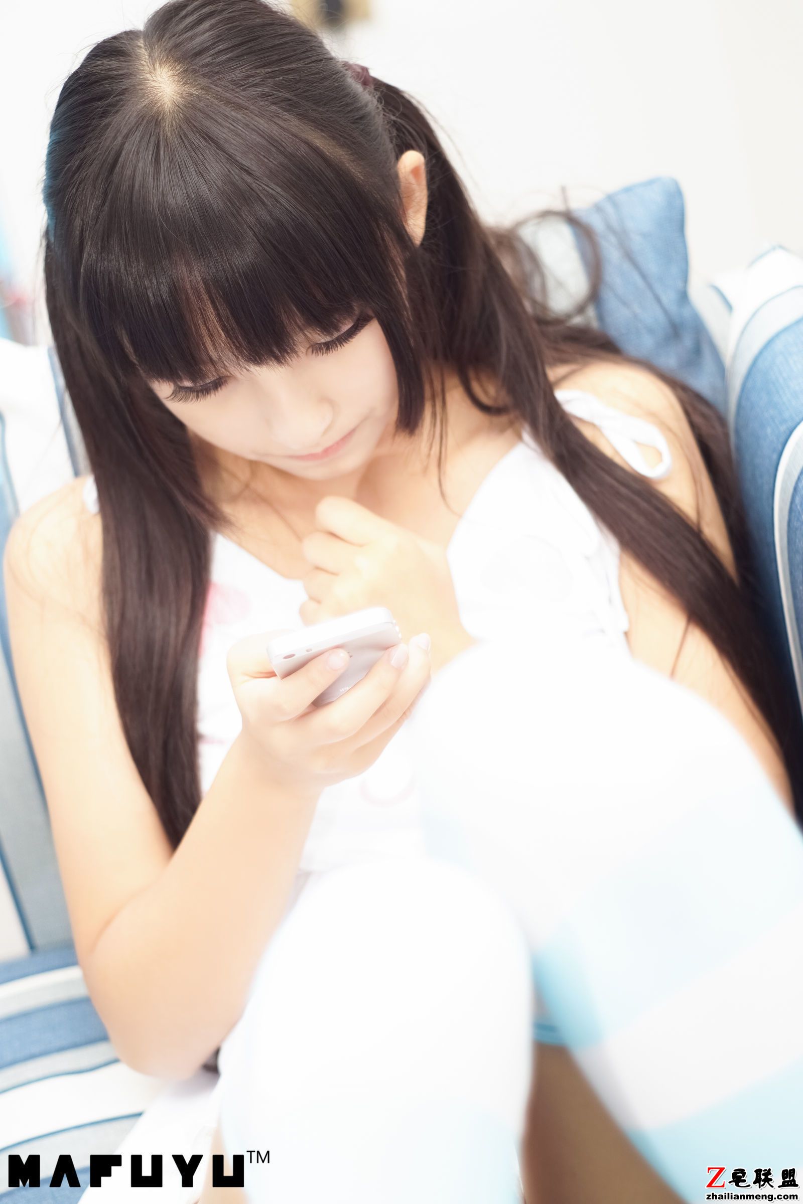 [CosPlay美女] 神楽板真冬 - 蓝白条纹系列 写真套图第5张