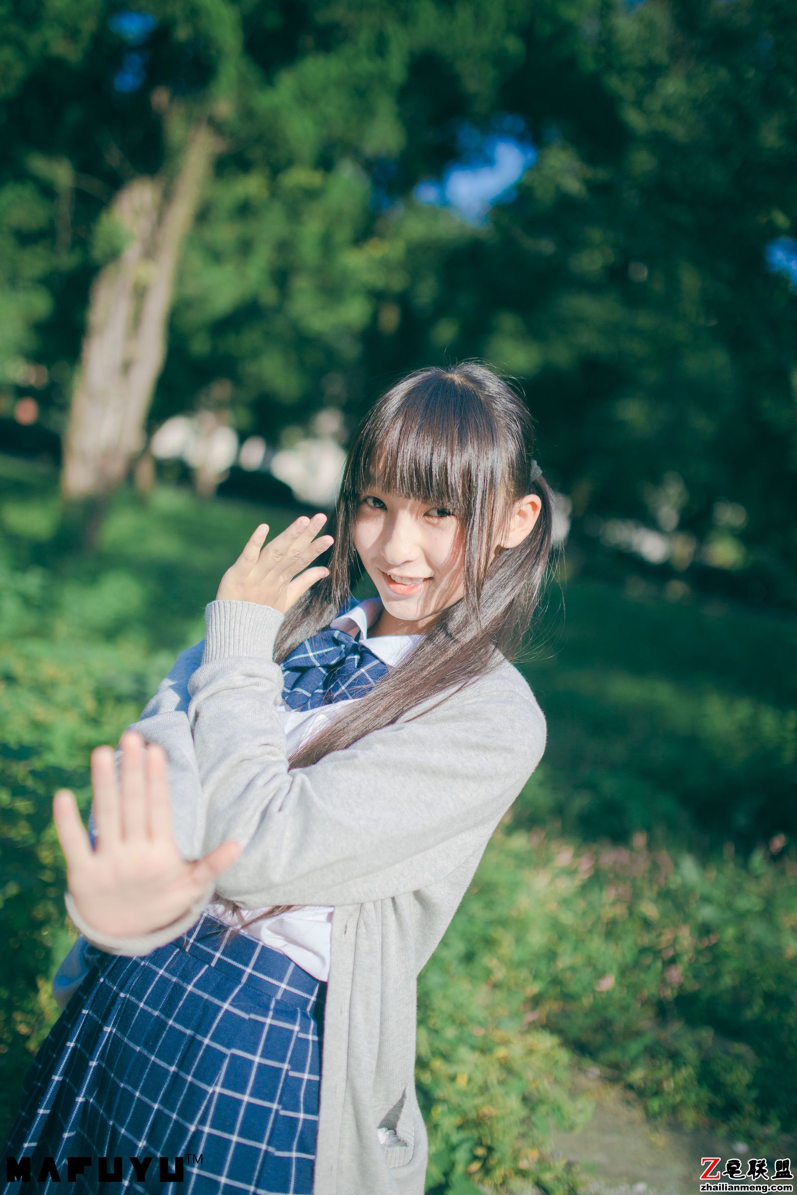 [CosPlay美女] 萝莉神楽坂真冬 - 阳光校服系列 写真套图第6张