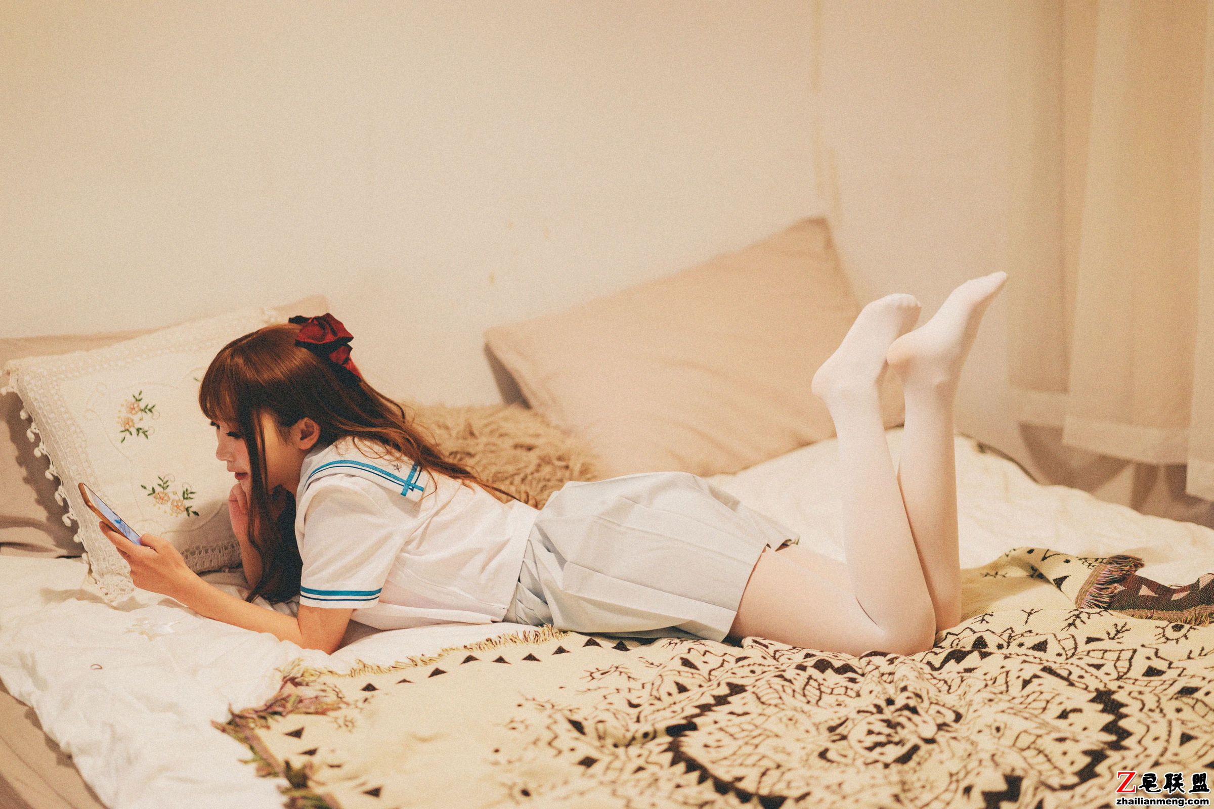 [CosPlay美女] 面饼仙儿 - JK秀+阿凡达私房 写真套图第12张