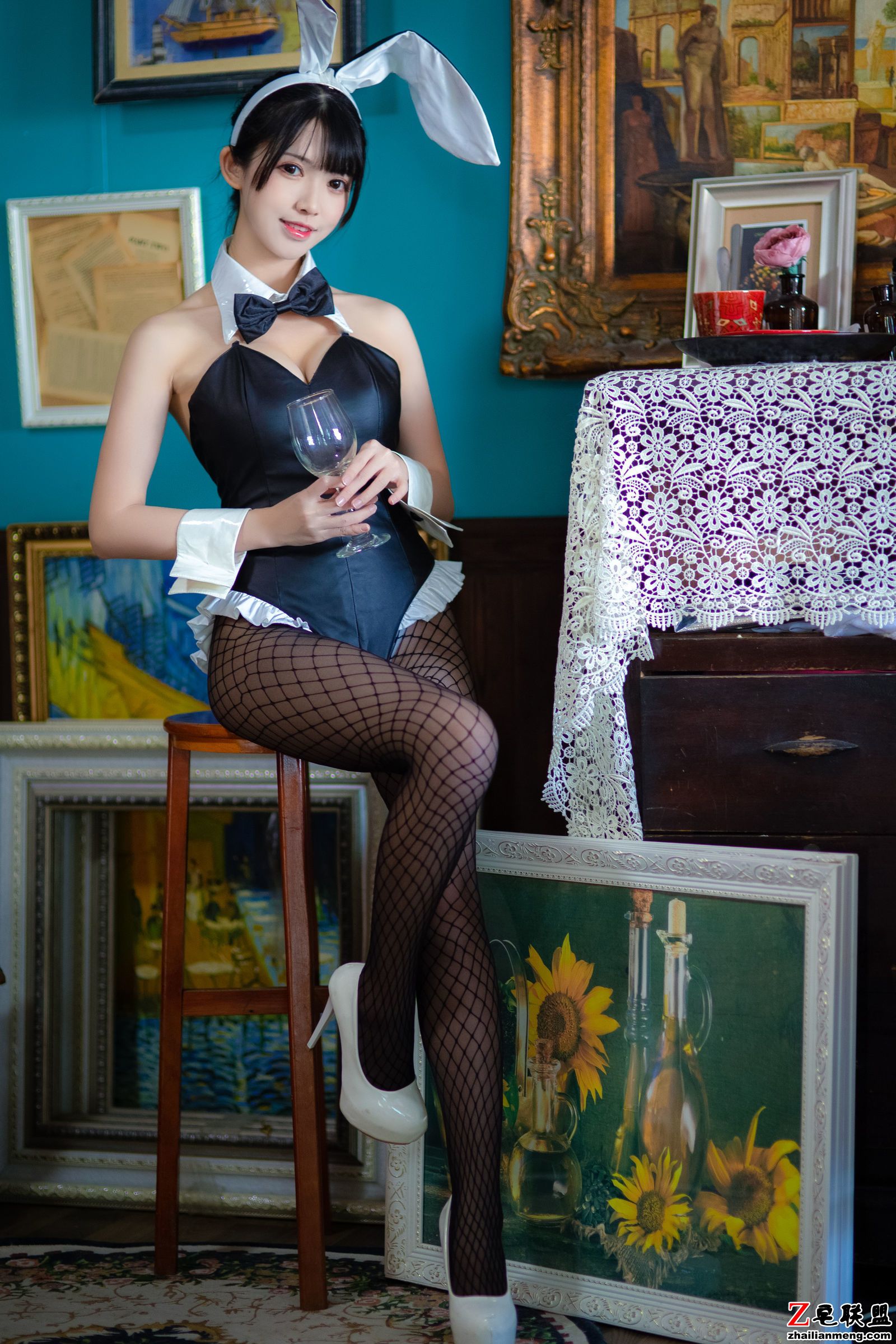 [<a href=https://www.zhailm.com/e/tags/?tagname=CosPlay%E7%BE%8E%E5%A5%B3 target=_blank class=infotextkey>CosPlay</a><a href=https://www.zhailm.com/e/tags/?tagname=%E7%BE%8E%E5%A5%B3 target=_blank class=infotextkey>美女</a>] 鳗鱼霏儿 - 加藤惠 兔女郎 <a href=https://www.zhailm.com/e/tags/?tagname=%E5%86%99%E7%9C%9F target=_blank class=infotextkey>写真</a>套图第1张