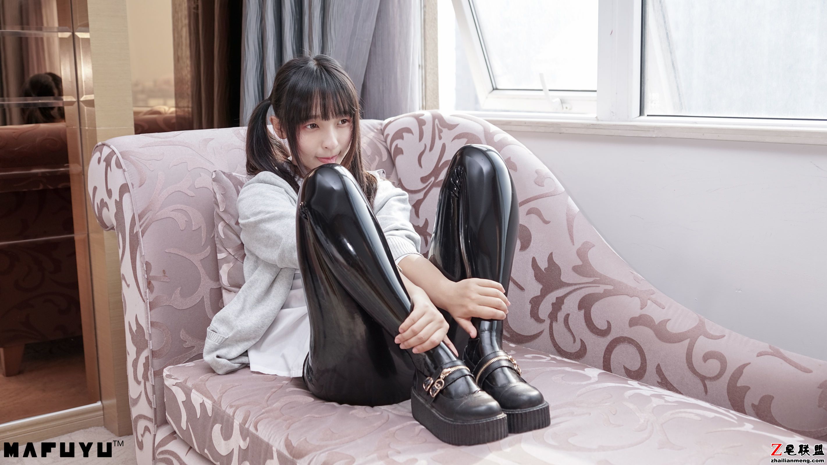 [CosPlay美女] 神楽坂真冬 - 胶袜系列系列 写真套图第12张