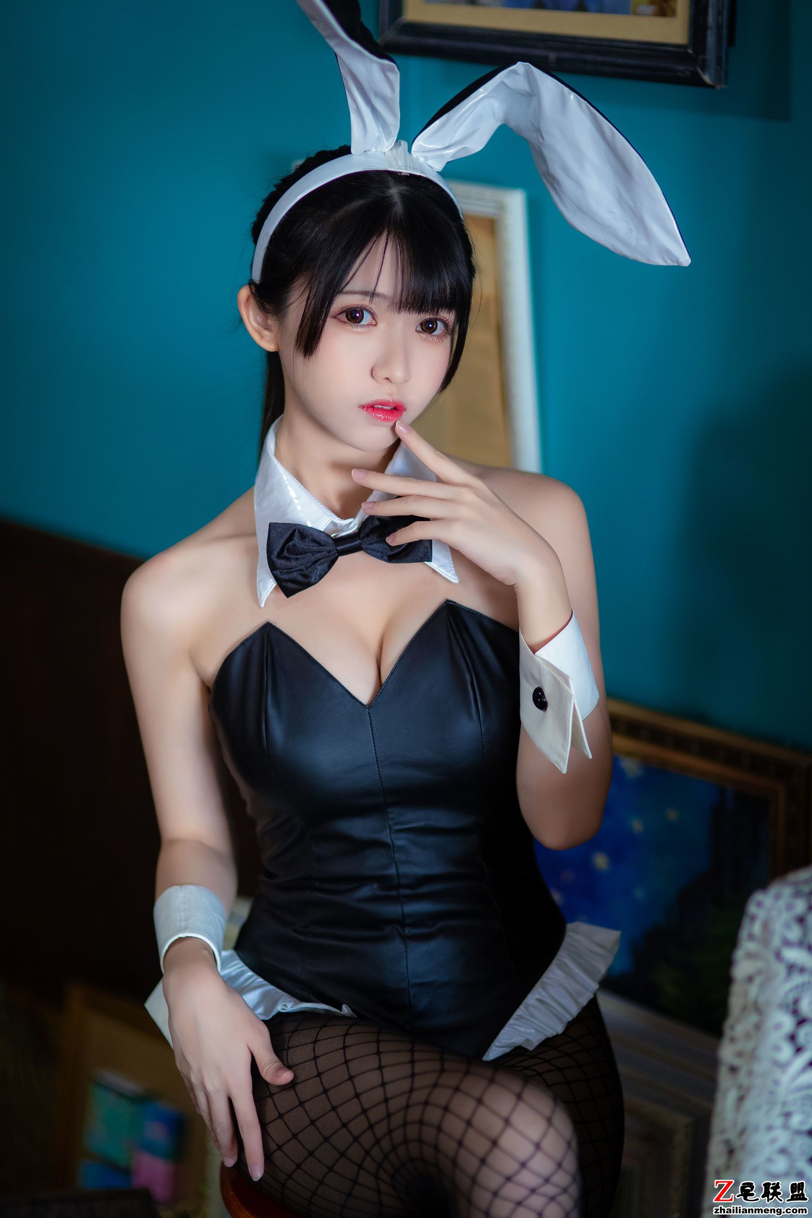 [CosPlay美女] 鳗鱼霏儿 - 加藤惠 兔女郎 写真套图第5张