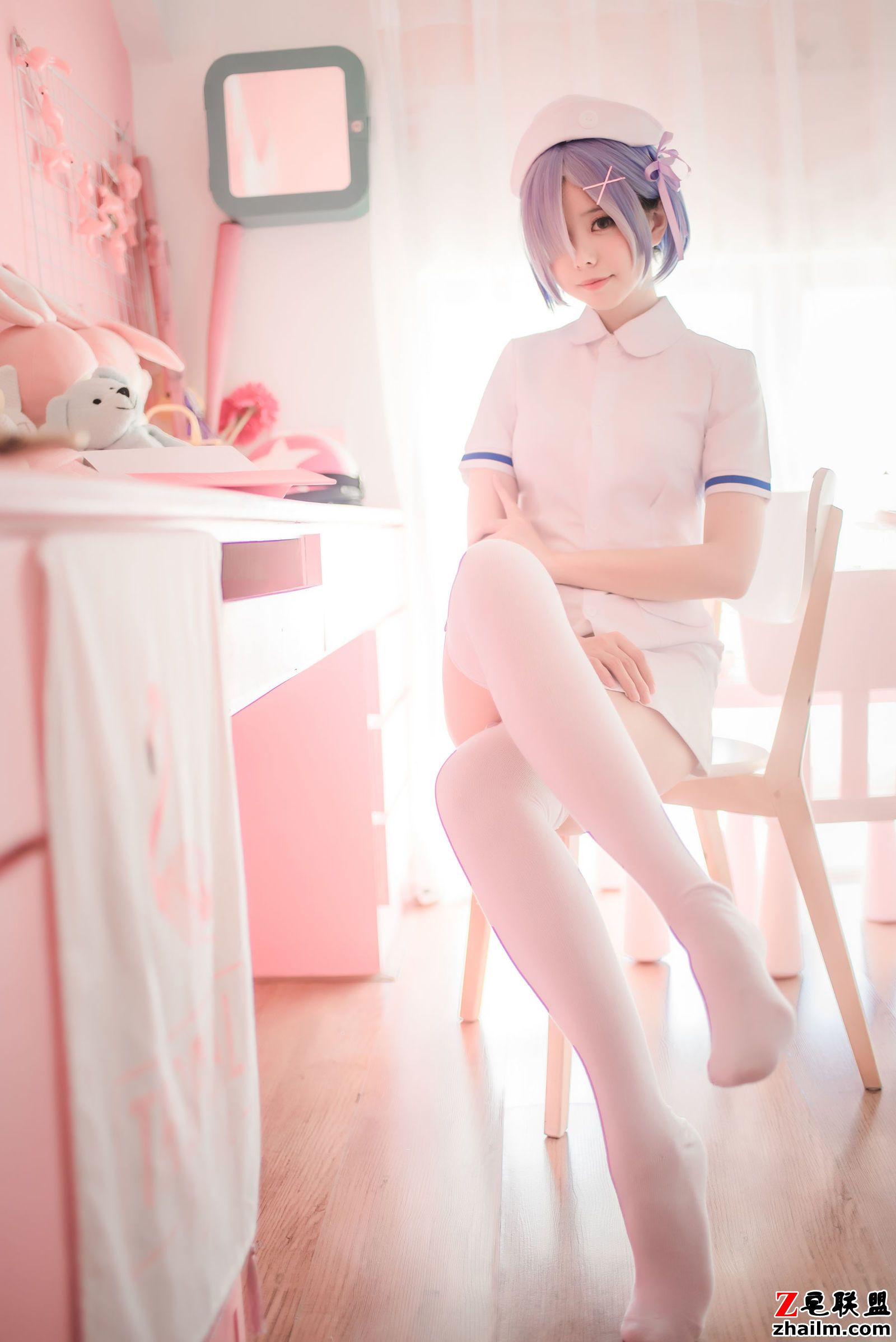 [萌妹子Coser] 小野妹子w - 白色纱裙+蕾姆护士+蕾姆兔女郎 写真套图第12张