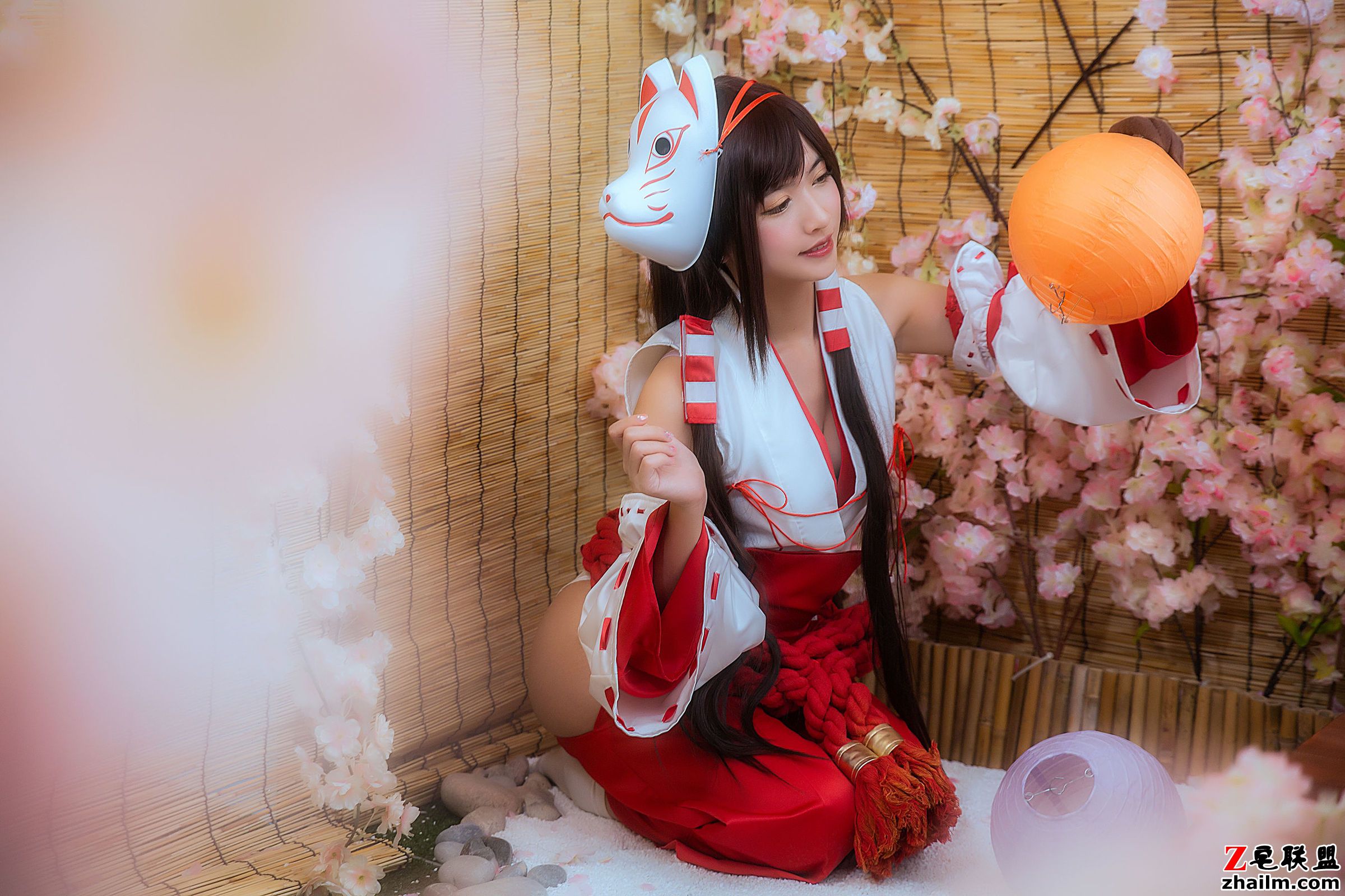 [CosPlay美女] 鳗鱼霏儿 - 巫女 写真套图第3张