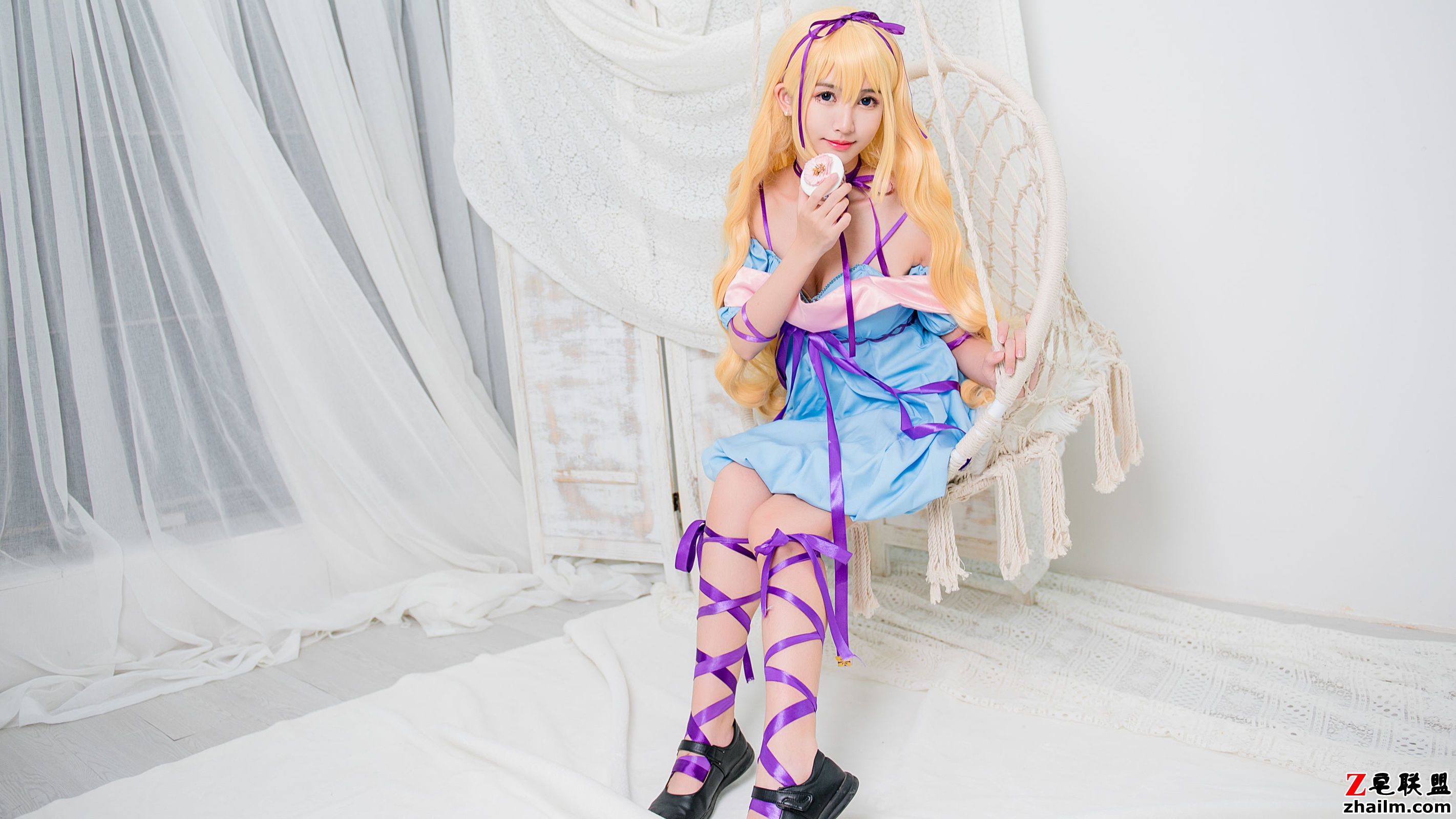 [CosPlay美女] 鳗鱼霏儿 - 性感吊带睡裙 写真套图第6张