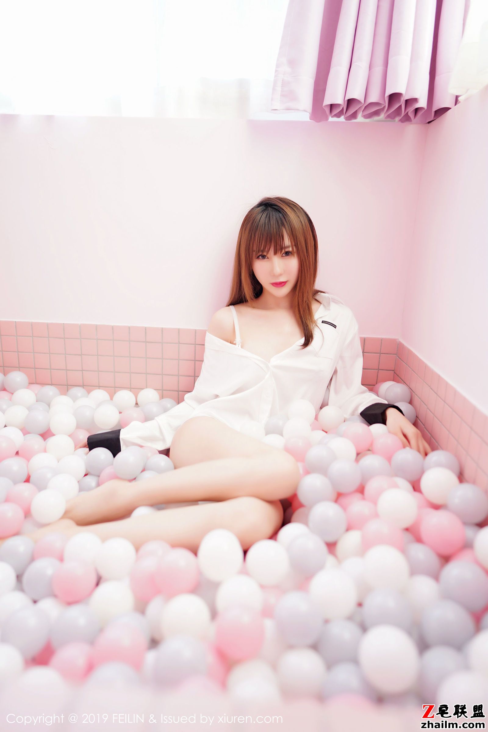 [FEILIN嗲囡囡] VOL.214 新人模特@程梓首套写真第4张