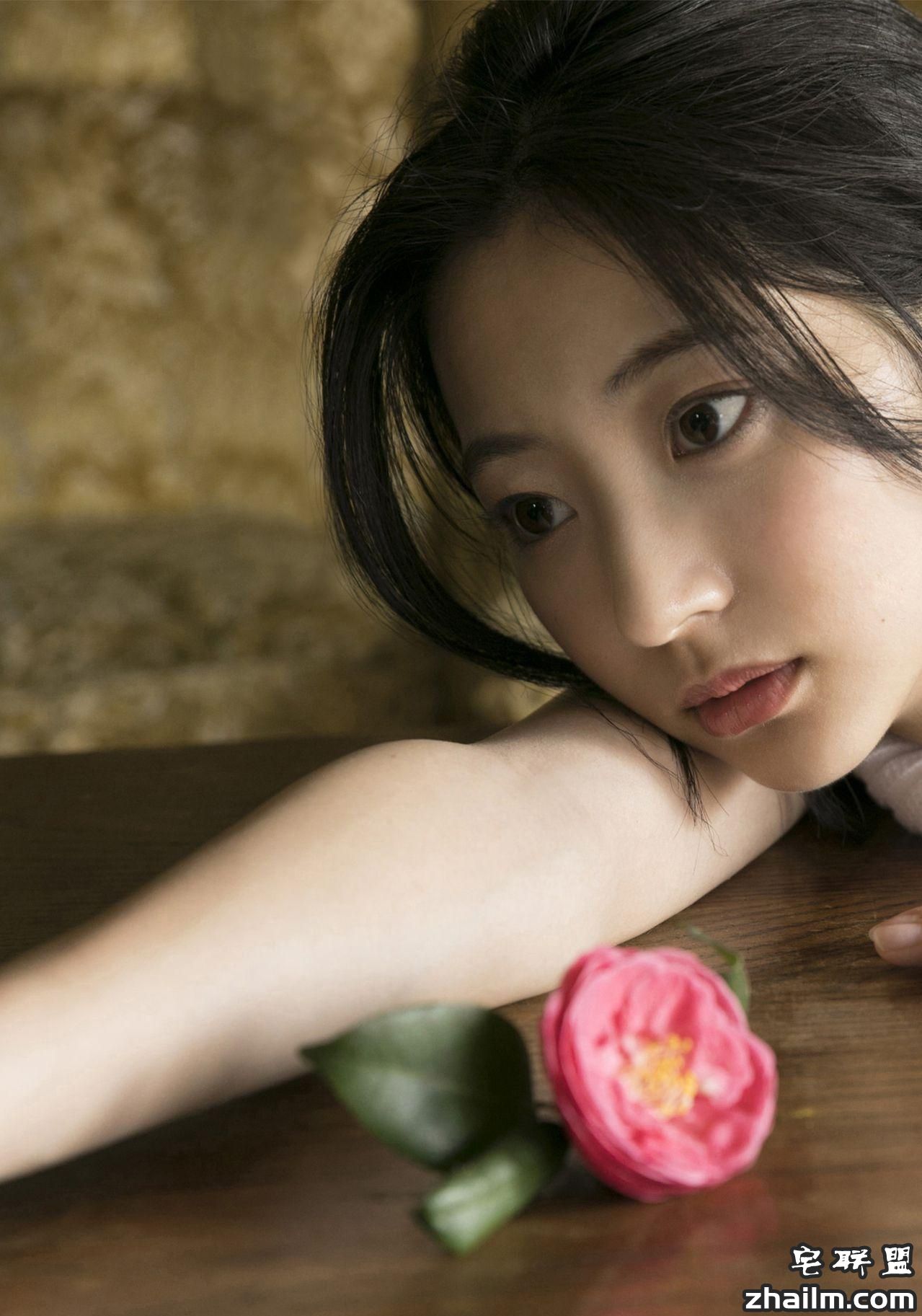 <a href=https://www.zhailm.com/e/tags/?tagname=%E6%97%A5%E6%9C%AC target=_blank class=infotextkey>日本</a><a href=https://www.zhailm.com/e/tags/?tagname=%E7%BE%8E%E4%B9%B3 target=_blank class=infotextkey>美乳</a>小<a href=https://www.zhailm.com/e/tags/?tagname=%E7%BE%8E%E5%A5%B3 target=_blank class=infotextkey>美女</a>武田玲奈<a href=https://www.zhailm.com/e/tags/?tagname=%E6%80%A7%E6%84%9F target=_blank class=infotextkey>性感</a><a href=https://www.zhailm.com/e/tags/?tagname=%E8%AF%B1%E6%83%91 target=_blank class=infotextkey>诱惑</a>内衣酥胸摄影<a href=https://www.zhailm.com/e/tags/?tagname=%E5%86%99%E7%9C%9F target=_blank class=infotextkey>写真</a>图片第1张