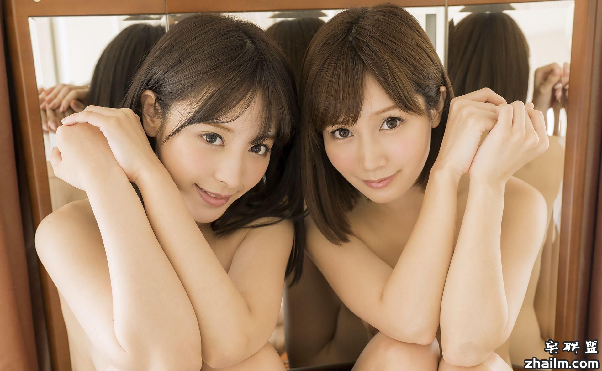 日本性感小美女小岛南桃乃木香奈诱惑私房摄影写真图片第4张