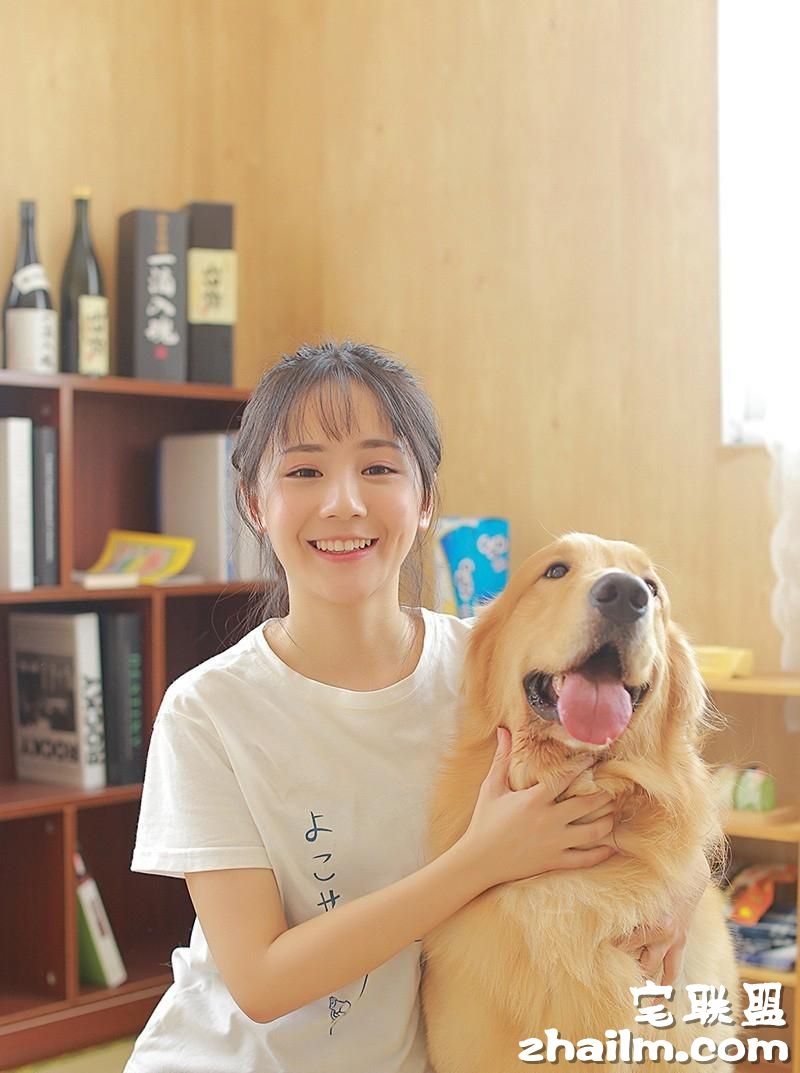 日本可爱邻家小美女热裤白皙长腿粉嫩私房摄影写真图片第5张