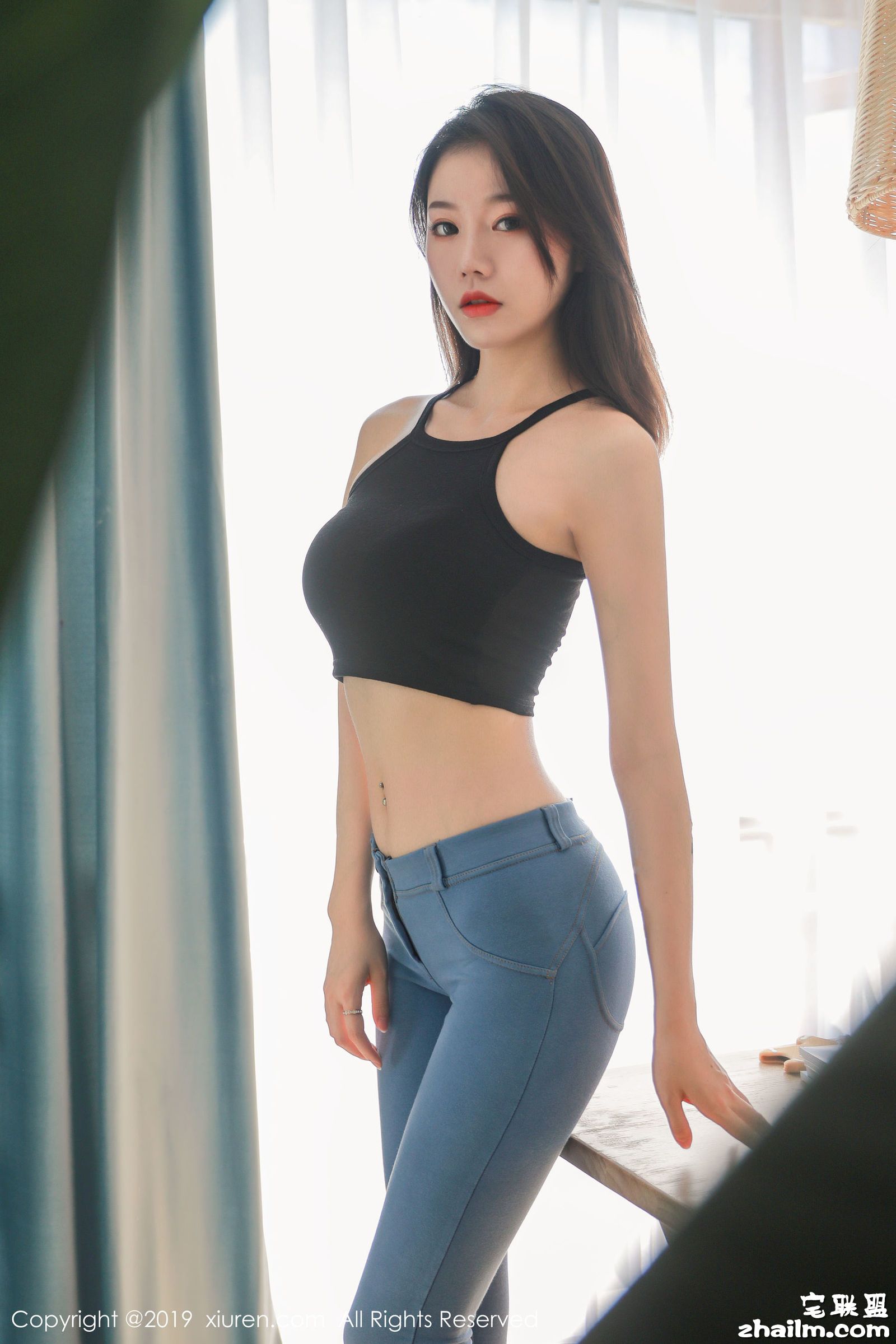 [XIUREN秀人网] No.1698 YUNDUOER_ - 牛仔裤独有的魅惑第13张