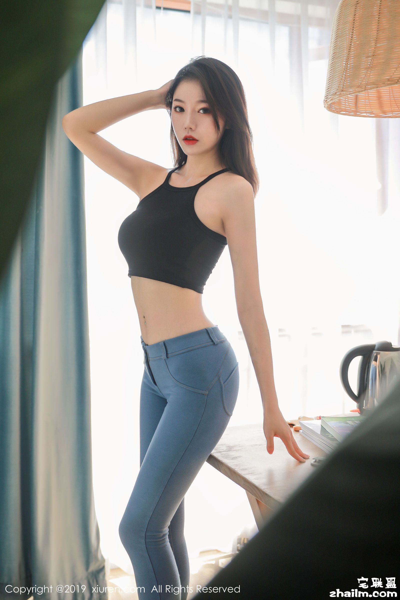 [XIUREN秀人网] No.1698 YUNDUOER_ - 牛仔裤独有的魅惑第12张