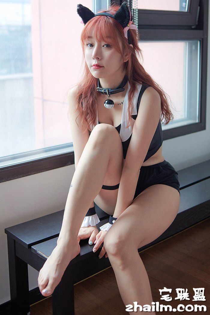 火辣撩人少女王雨纯白皙美乳角色扮演疯狂裸露