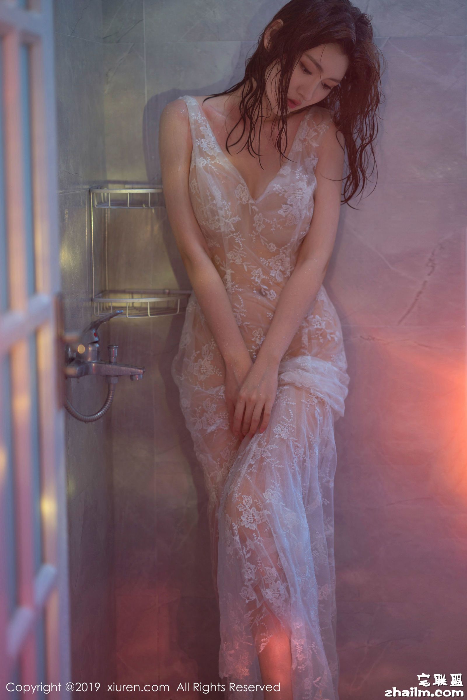 [XIUREN秀人网] No.1784 模特@沈梦瑶性感浴室写真第13张